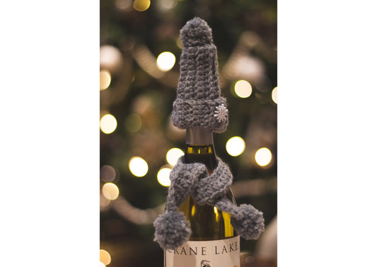 Gray Wine Bottle Hat and Scarf - Crochet Wine Topper - Wine Lover Gift - Wine Gift - Christmas Wine Gift - Red Wine Gift - Wine Accessory