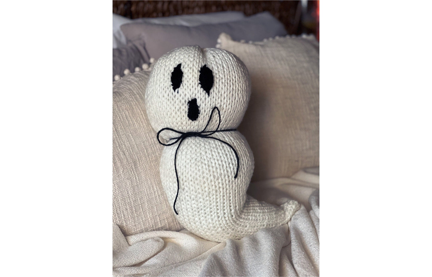 Ghost Pillow, Knitted Ghost Pillow